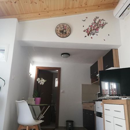 Small Studio With Yard Chania  Exterior photo
